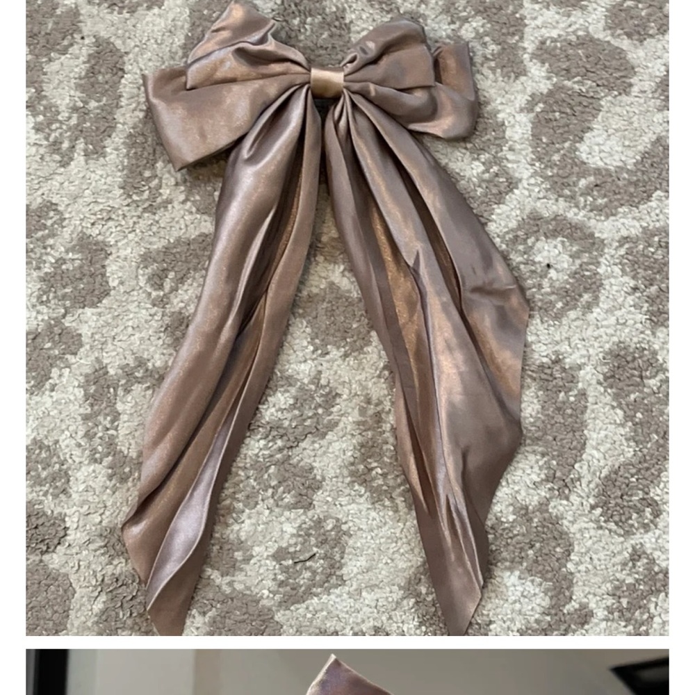 Bow hairclip